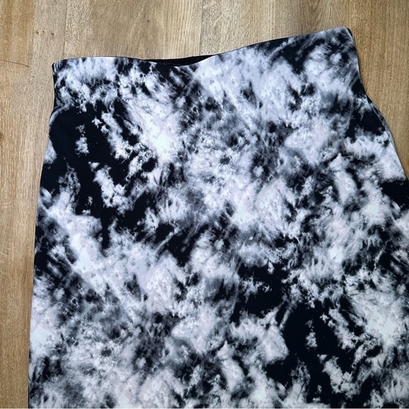 Sanctuary Womens Black & White Tie Die High Rise Mini Skirt Size Medium - Picture 6 of 10